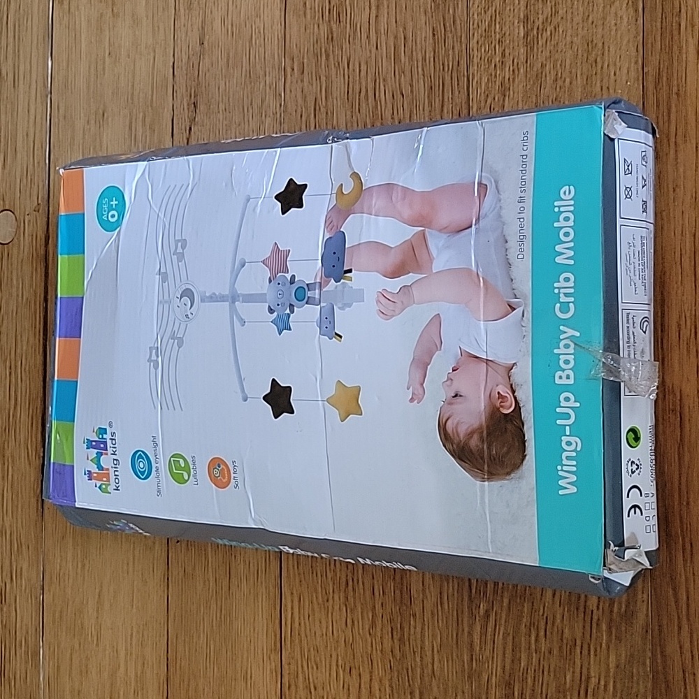 NIB Konig Kids Baby Crib Mobile